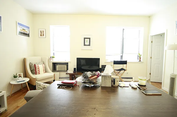 Rented by Grand & Co. | media 20