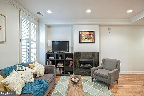 1437 Spring Rd NW #12 Photo 1