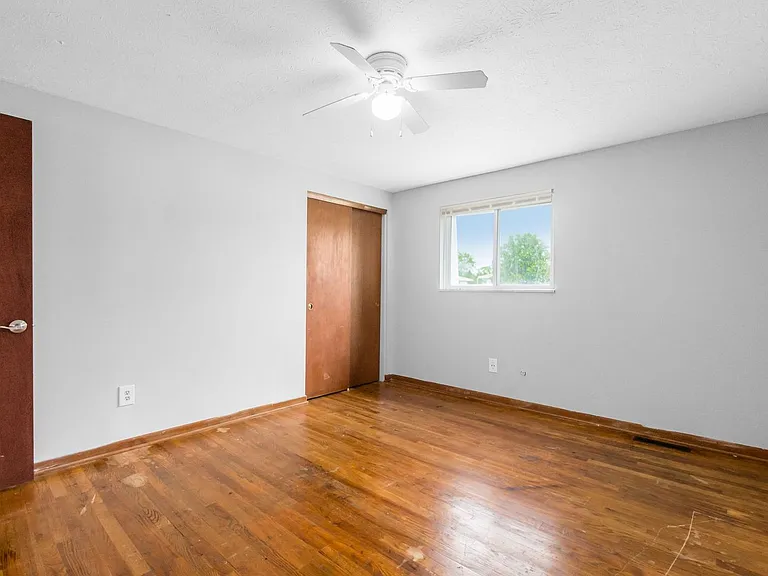 3399 Beachworth Dr — Photo 17