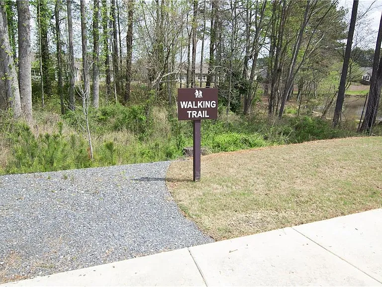 2472 Knob Creek Rd — Photo 22