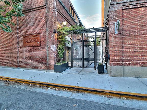 2nd image of 88 Bush St Unit 3199