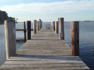 632 Hills Point Rd, Cambridge, MD 21613