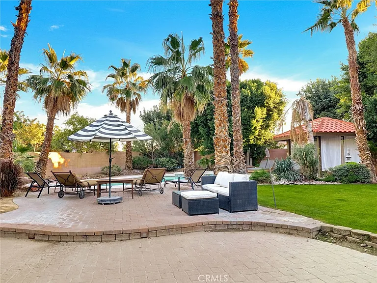 76871 Castle Ct — Photo 34