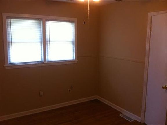 5th image of 1418 Holmes Ave