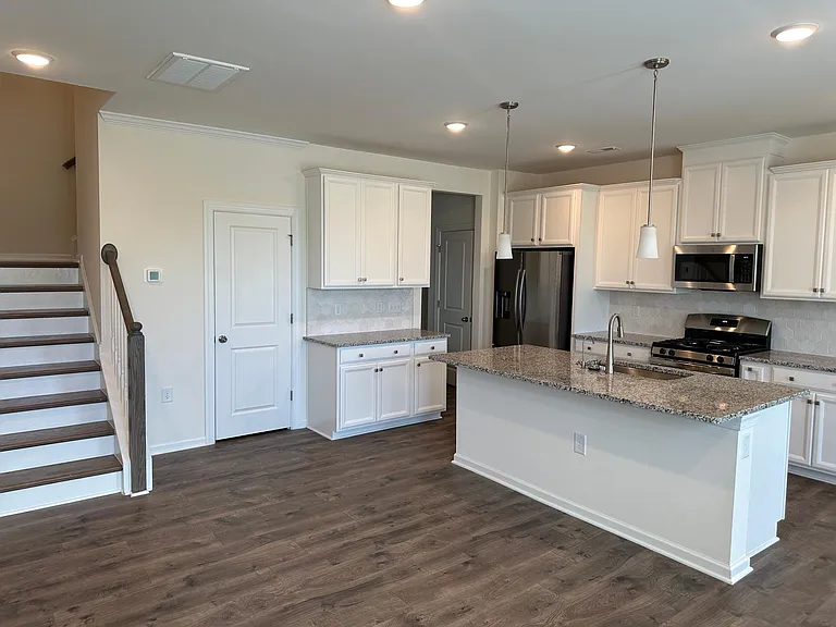 317 Kephart Way — Photo 10