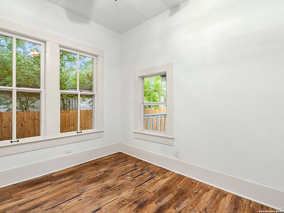 3rd image of 530 DENVER BLVD