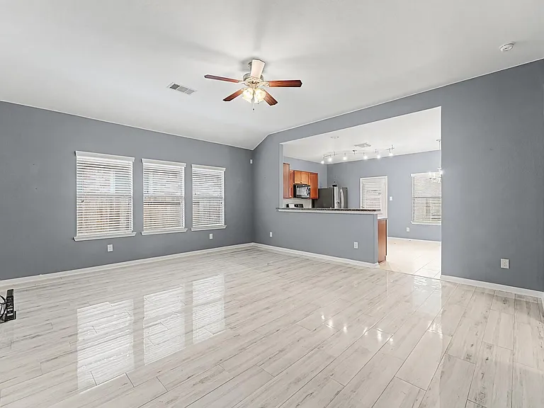22522 Rustic Valley Ct — Photo 4