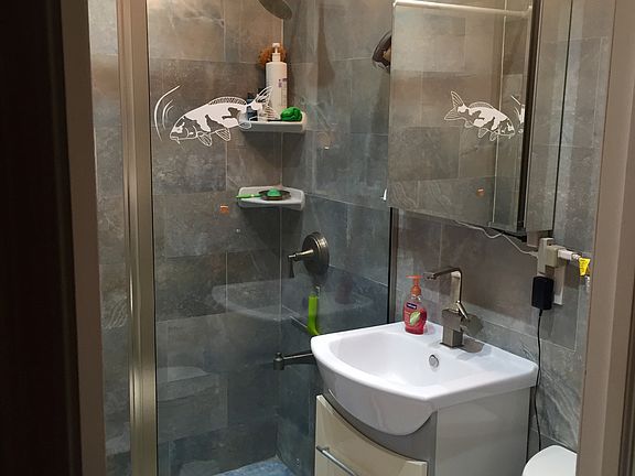 5th image of 1075 Shore Pkwy #1