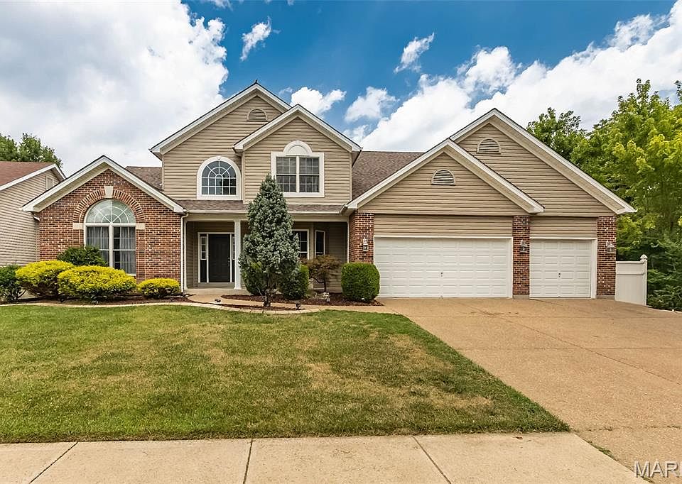 1st image of 1321 Avondale Spring Dr