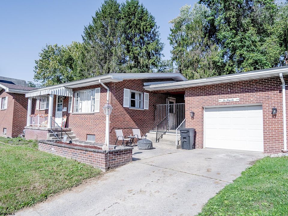 1036 Indiana Ave, Fairmont, WV 26554 Zillow