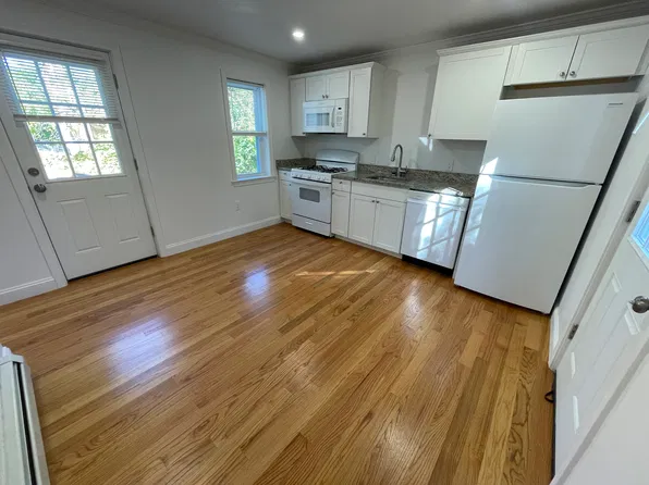 23 Kinsley Pl #23, Canton, MA 02021