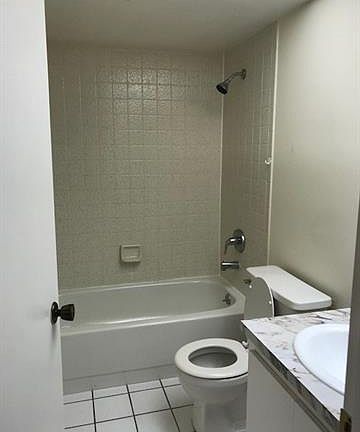 4th image of 2141 SE 15th Pl APT 108