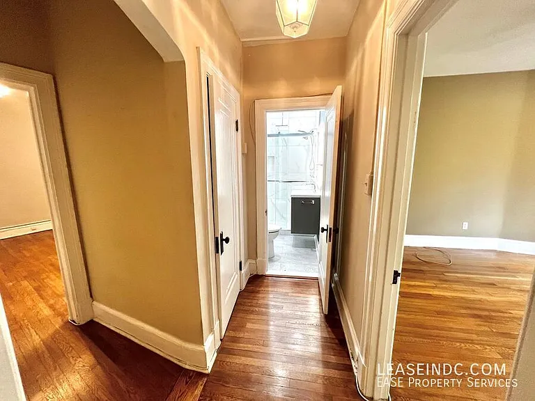 5402 Connecticut Ave NW #401 — Photo 11