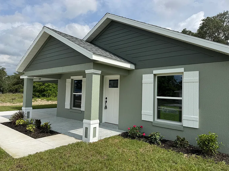 13319 SW 106th Pl — Photo 3