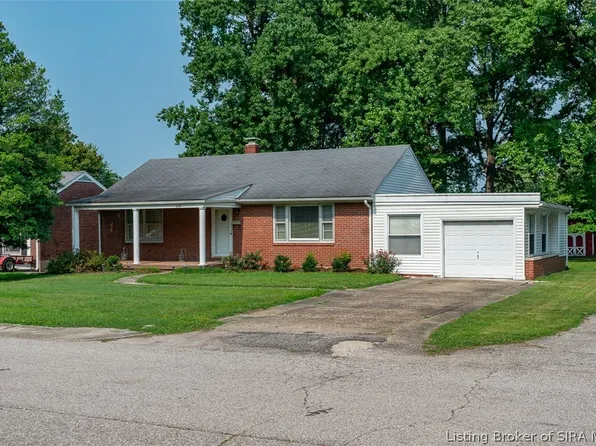 2647 Roanoke Avenue, New Albany, IN 47150