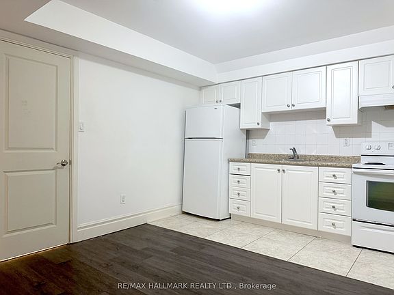 3rd image of 22 Roberta Dr Basement 2
