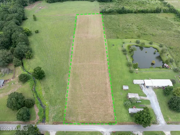 501 Braquet Rd, Carencro, LA 70520