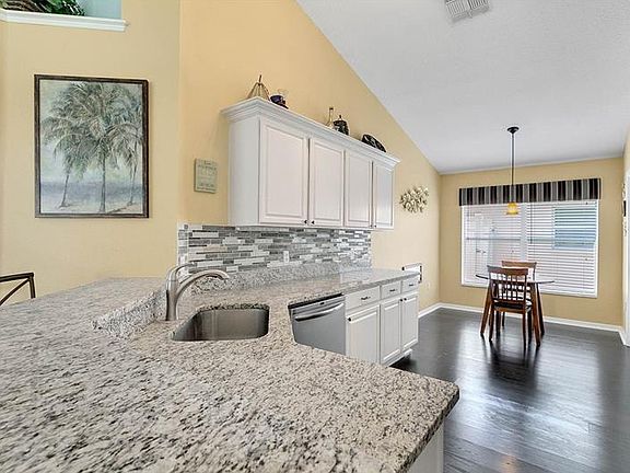 4th image of 4639 Eagle Peak Dr