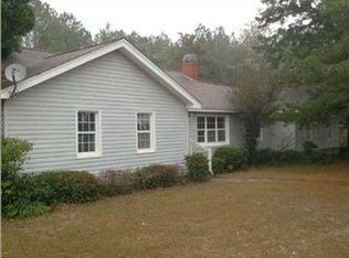 2486 Dilmore Rd, Cottondale, FL 32431