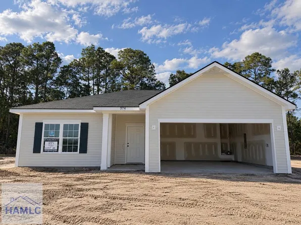 374 Juniper Dr, Hinesville, GA 31313