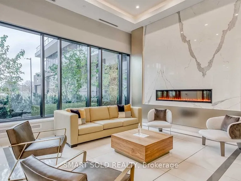 65 Watergarden Dr — Photo 2