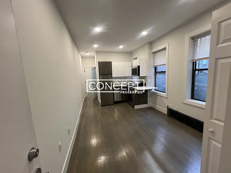 24 Phillips St #2CP — Photo 3