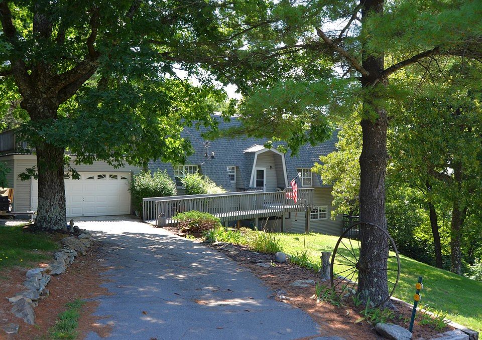 4299 Renegade Mountain Pkwy, Crab Orchard, TN 37723 MLS 213175 Zillow