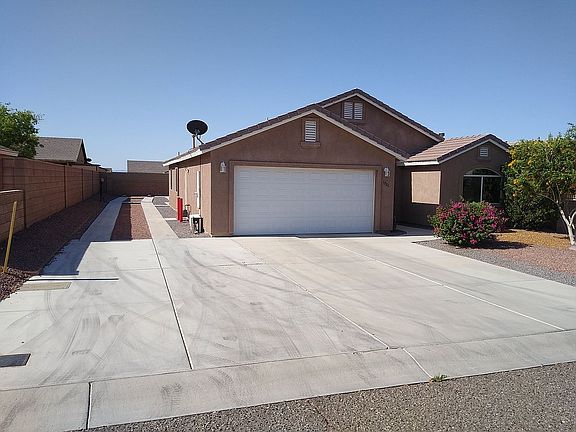 3rd image of 1726 E Desert Fern Way