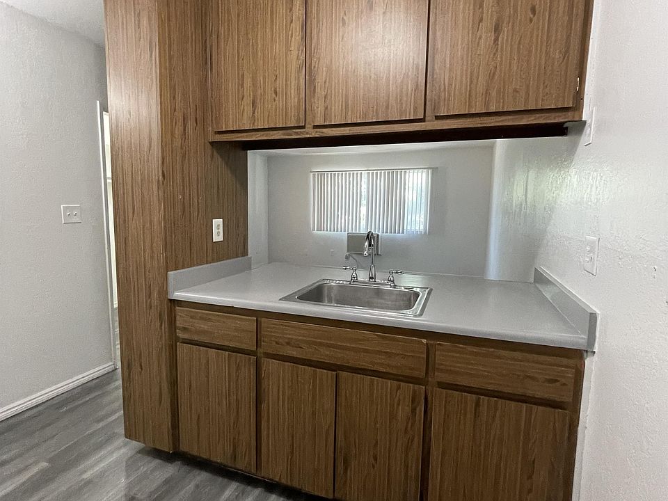 Oleander Apartments 20 1101 Oleander Ave Bakersfield CA Zillow