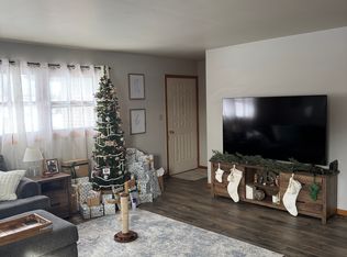 7 Heather Dr #B, La Salle, IL 61301