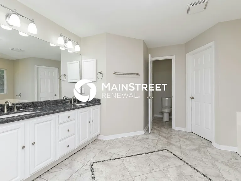 Main Bathroom