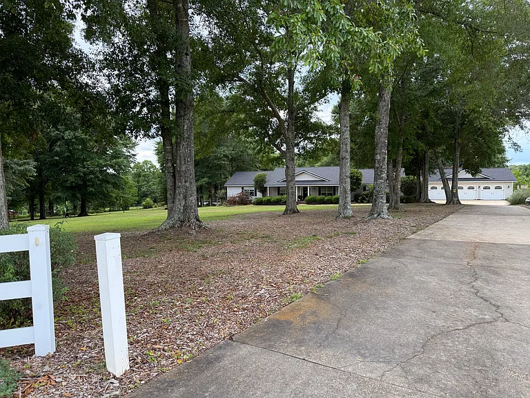 476 County Road 555 — Photo 4