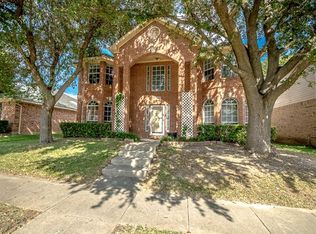1628 W Chapman St, Cedar Hill, TX 75104