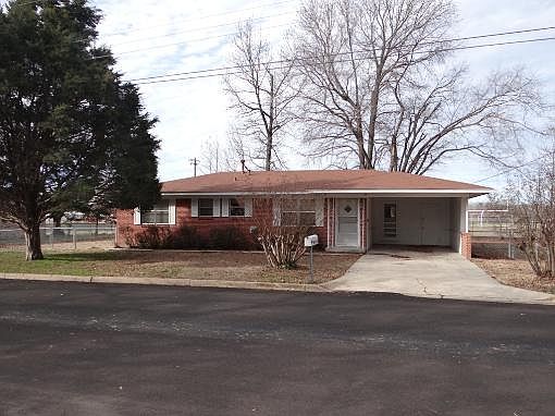 2nd image of 506 Ebenezer St