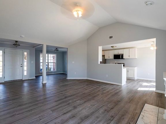 3rd image of 776 Michelle Court