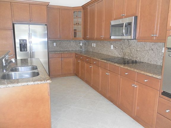 3rd image of 9965 Cobblestone Creek Dr