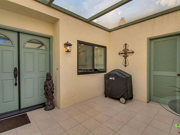 4th image of 1703 W Grand Bahama Dr