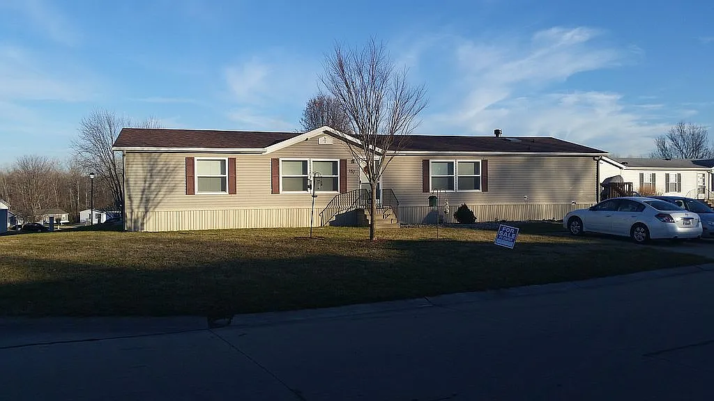 157 Woodland Trails Dr photo 1