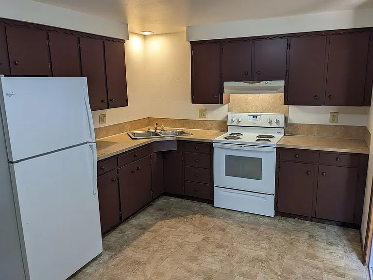 1338 Main St — Photo 6