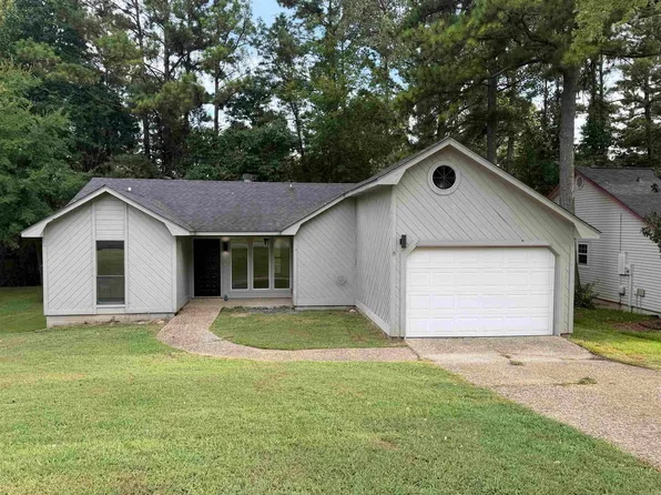 15 Connolly Ct, Little Rock, AR 72210