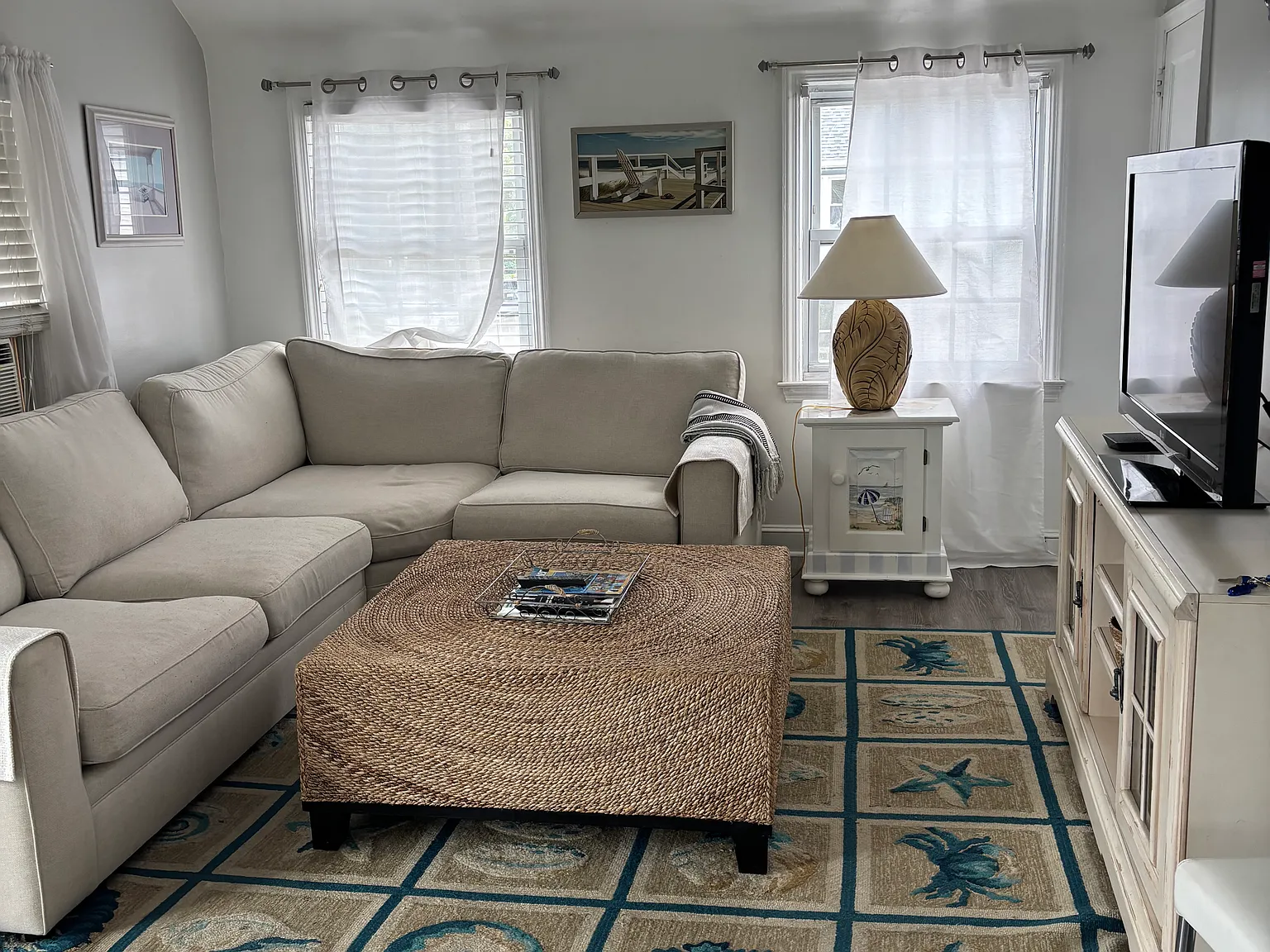 2 bed, 870 sqft, $1,400 — Photo 2