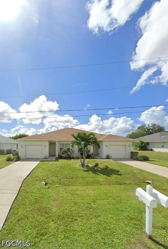 2 bed, 2.0 bath, 1189 sqft, $1,390 — Photo 1
