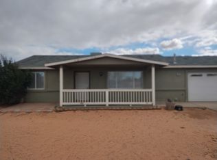 21845 Pahute Rd, Apple Valley, CA 92308