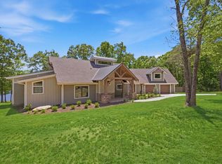722 Hemlock Ln, Spencer, TN 38585