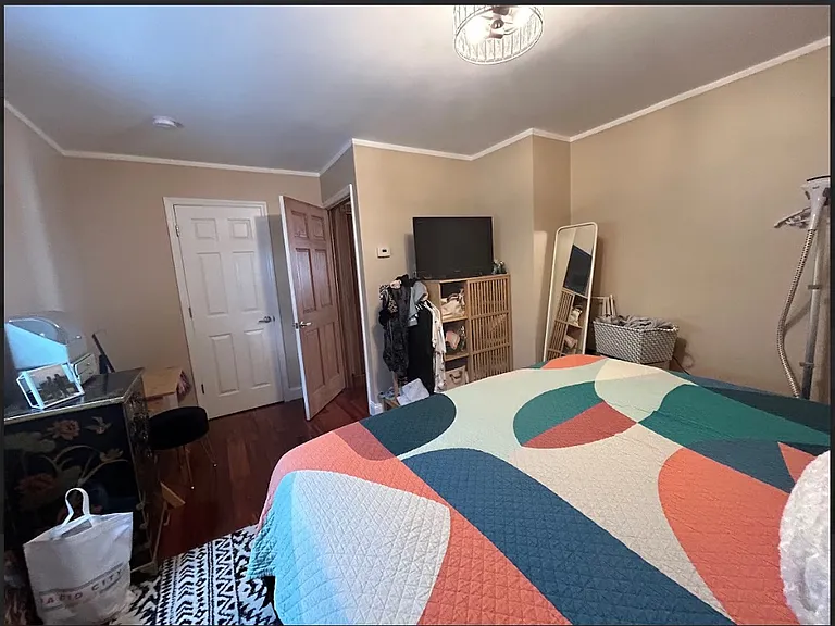 25 James St #2 — Photo 11