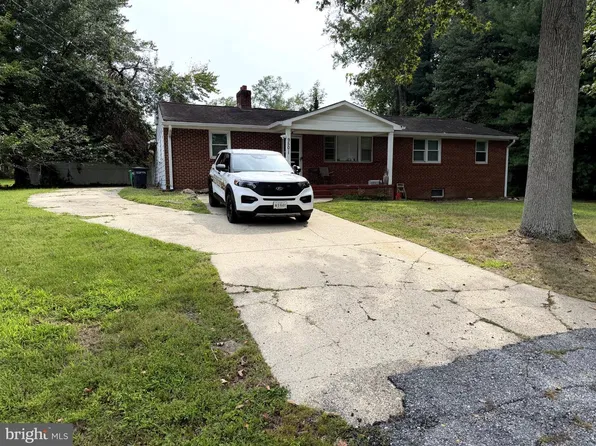 9501 Sherwood Dr, Upper Marlboro, MD 20772