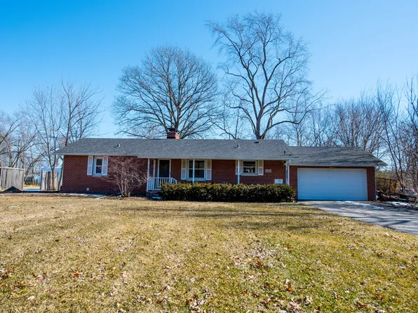 1N061 Coolidge Ave, West Chicago, IL 60185