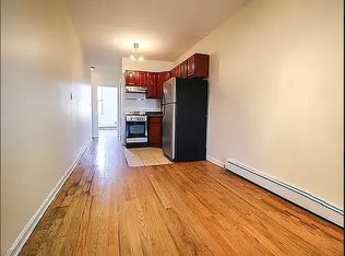 166 Harman St APT 1R, Brooklyn, NY 11221