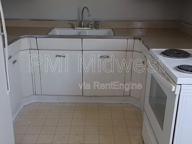 3725 N Sherman Dr #7 — Photo 7