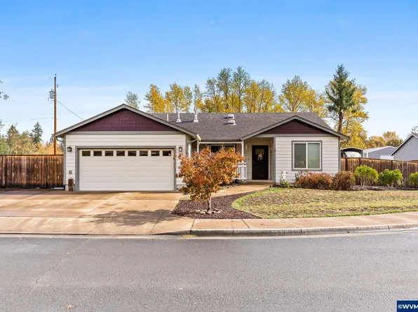 1993 37th Cir, Sweet Home, OR 97386